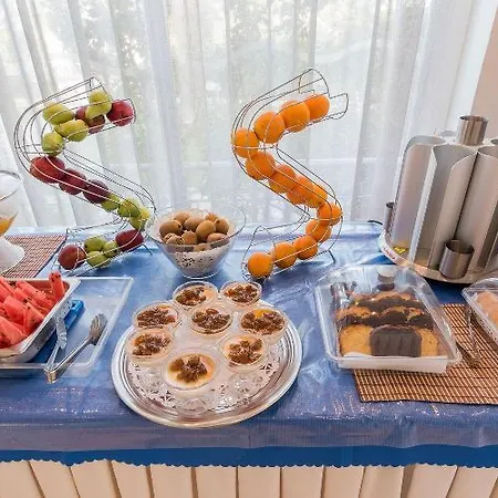 水晶海滩酒店 4*