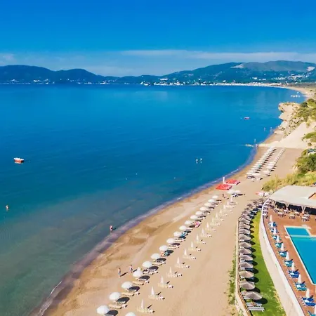 水晶海滩酒店 4* Kalamákion