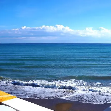 Crystal فندق Kalamákion