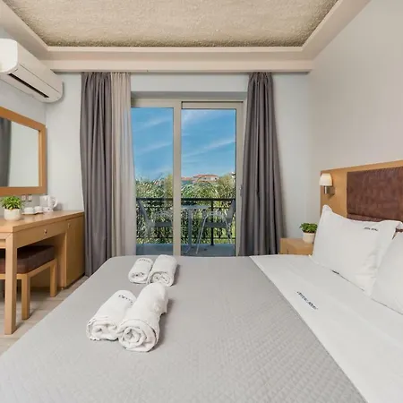 فندق Crystal Kalamákion